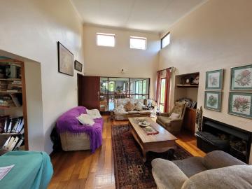 4 Bedroom House For Sale in Wembley