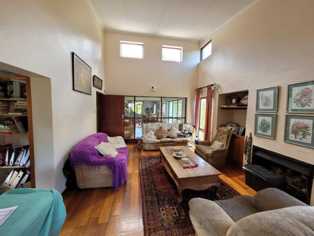 4 Bedroom House For Sale in Wembley
