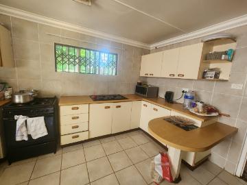 4 Bedroom House For Sale in Wembley