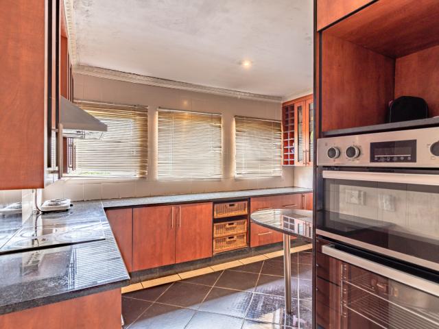 4 Bedroom House For Sale in Witpoortjie
