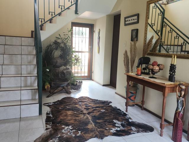 4 Bedroom House For Sale in Widenham