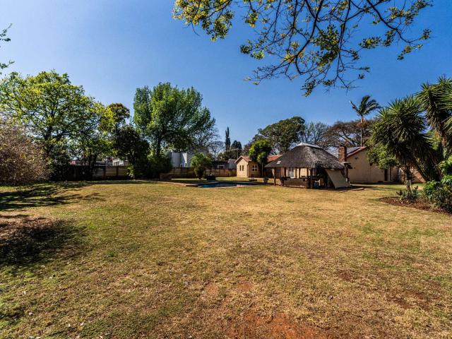 4 Bedroom House For Sale in Wierda Park