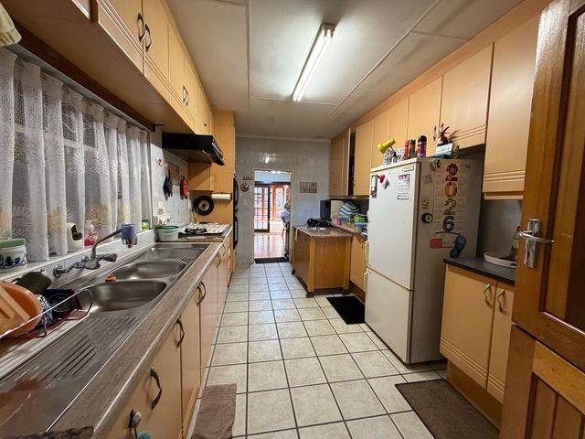 4 Bedroom House For Sale in Wierda Park