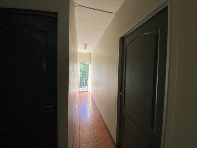 4 Bedroom House For Sale in Windsor East