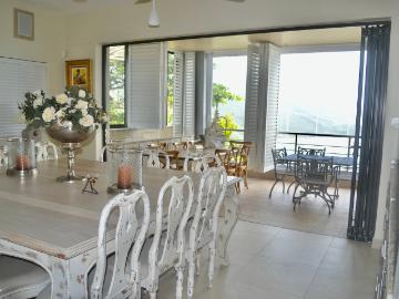 4 Bedroom House For Sale in The Heads