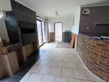 4 Bedroom House For Sale in The Hill