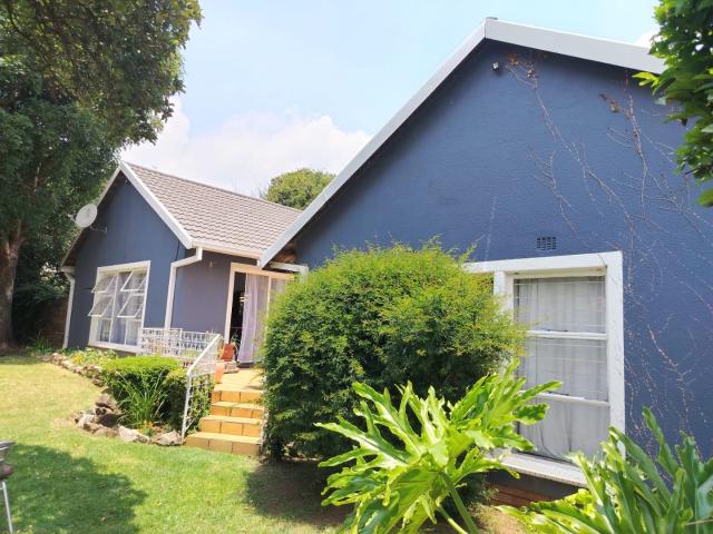 4 Bedroom House For Sale in The Hill