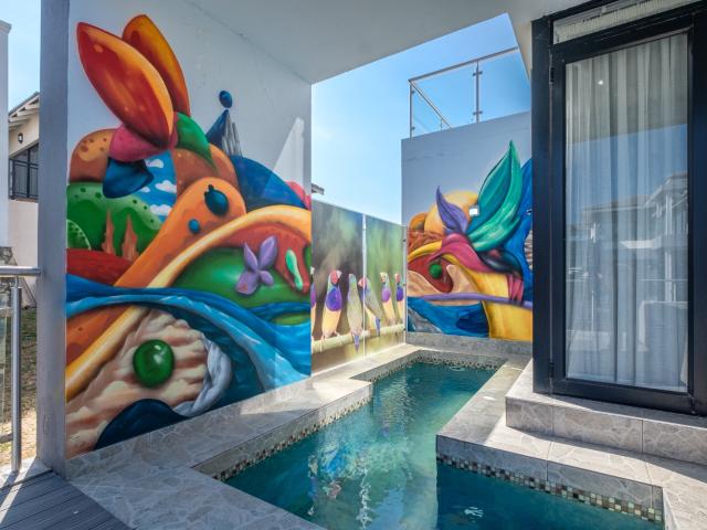 4 Bedroom House For Sale in The Islands Estates
