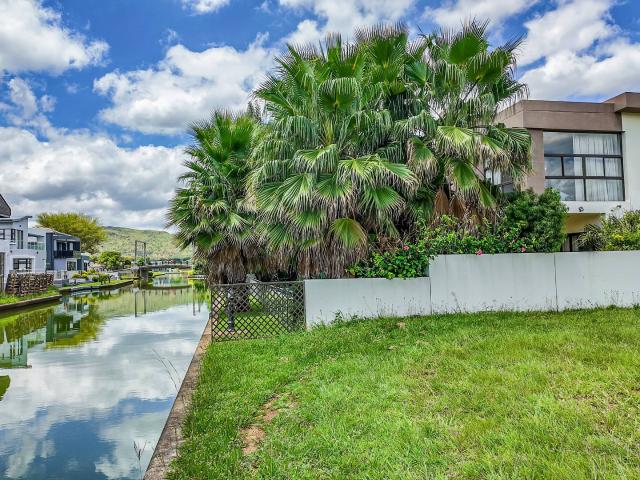 4 Bedroom House For Sale in The Islands Estates