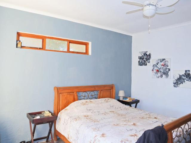 4 Bedroom House For Sale in Trafalgar