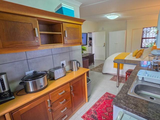 4 Bedroom House For Sale in Uvongo Beach