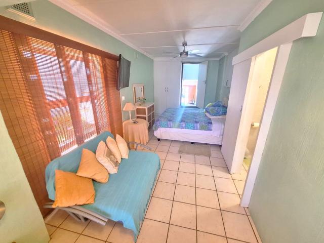 4 Bedroom House For Sale in Uvongo Beach