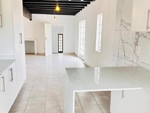 4 Bedroom House For Sale in Vorna Valley