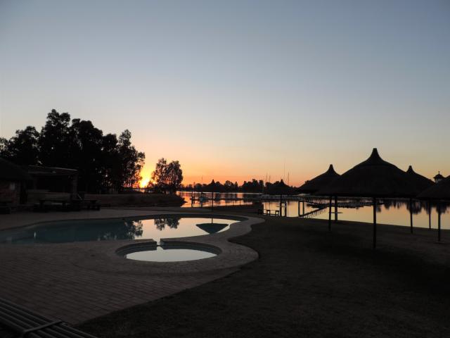4 Bedroom House For Sale in Vaal Marina
