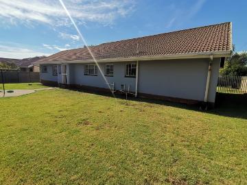 4 Bedroom House For Sale in Vaalpark