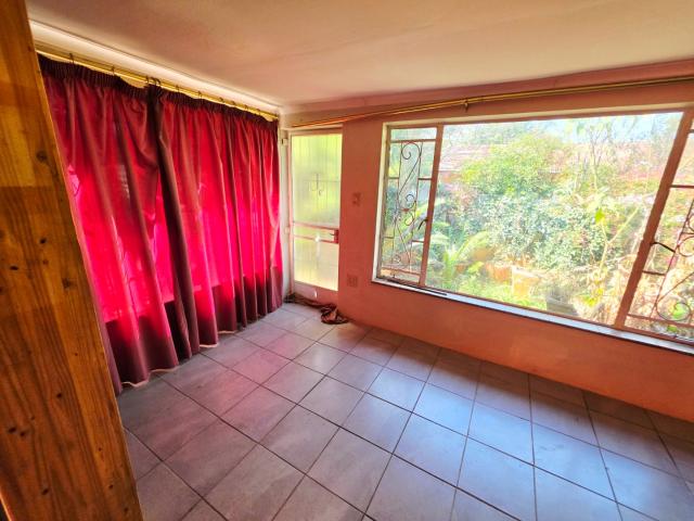 4 Bedroom House For Sale in Valhalla