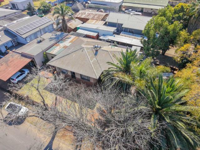 4 Bedroom House For Sale in Valhalla