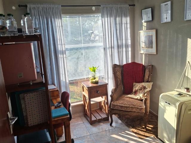 4 Bedroom House For Sale in Vanderbijlpark SE 2