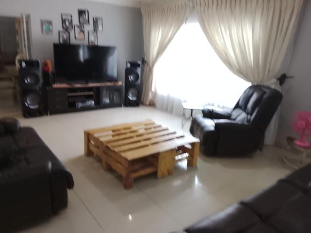 4 Bedroom House For Sale in Vanderbijlpark SE 7