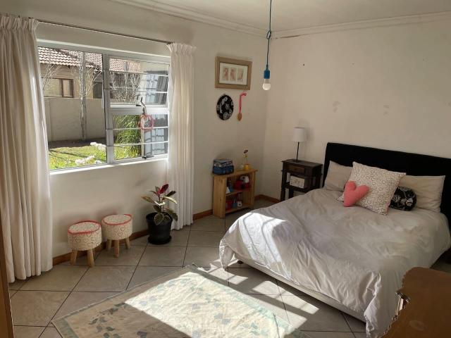 4 Bedroom House For Sale in Vanderbijlpark SE 8