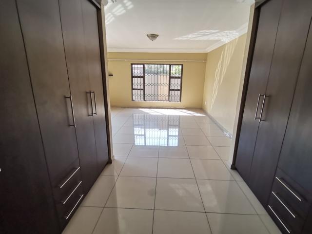 4 Bedroom House For Sale in Vanderbijlpark SE 8
