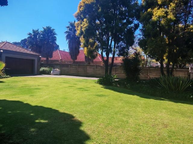 4 Bedroom House For Sale in Vanderbijlpark SW 5