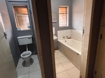 4 Bedroom House For Sale in Vanderbijlpark SW 5