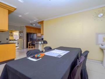 4 Bedroom House For Sale in Verulam Central
