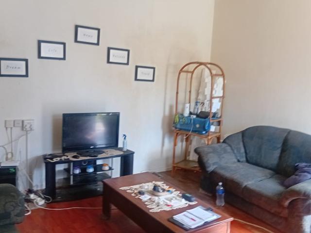 4 Bedroom House For Sale in Vincent
