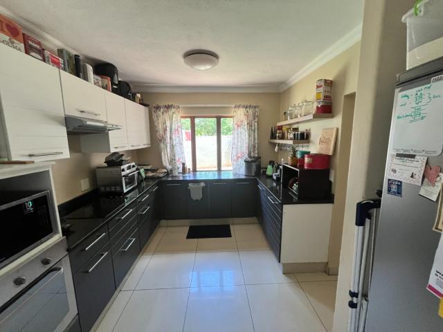 4 Bedroom House For Sale in Zwartkop Golf Estate