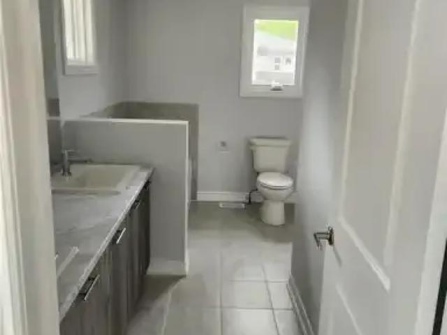 4 Bedroom House Fort Erie ON 105281881
