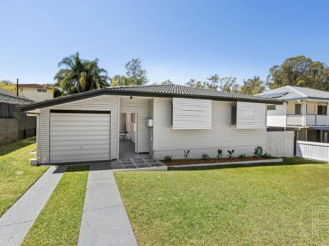 4 Bedroom House Ferny Grove QLD 105556180