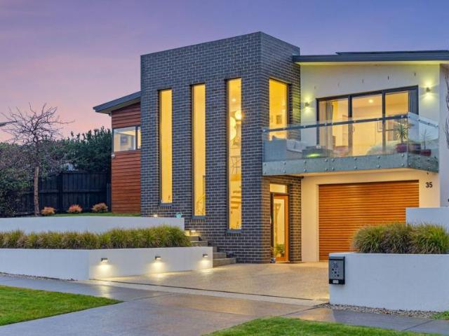 4 Bedroom House Kingston, TAS 105006522