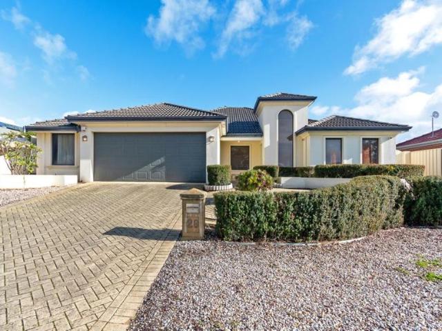 4 Bedroom House Kinross, WA 103617039