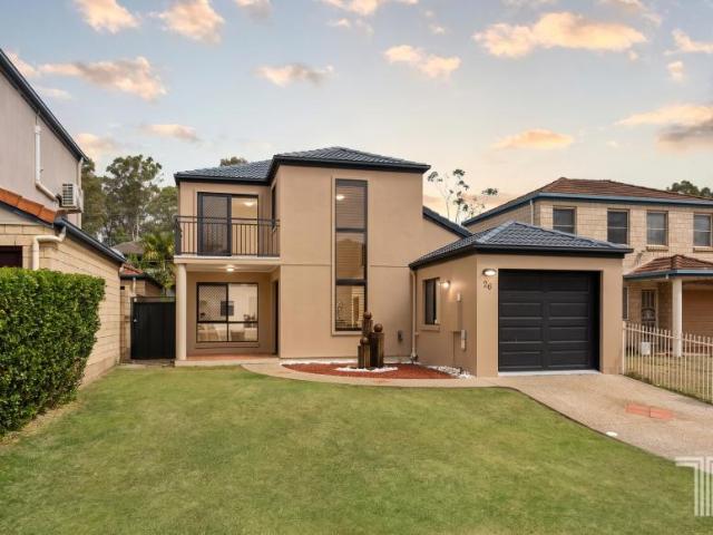4 Bedroom House Holland Park West QLD 105252327