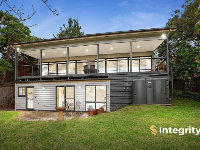 4 Bedroom House Healesville VIC 104228695