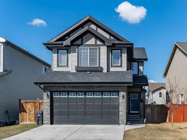 4 Bedroom House High River AB 104362637