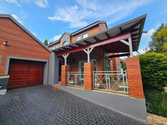 4 Bedroom House in Cornwall Hill