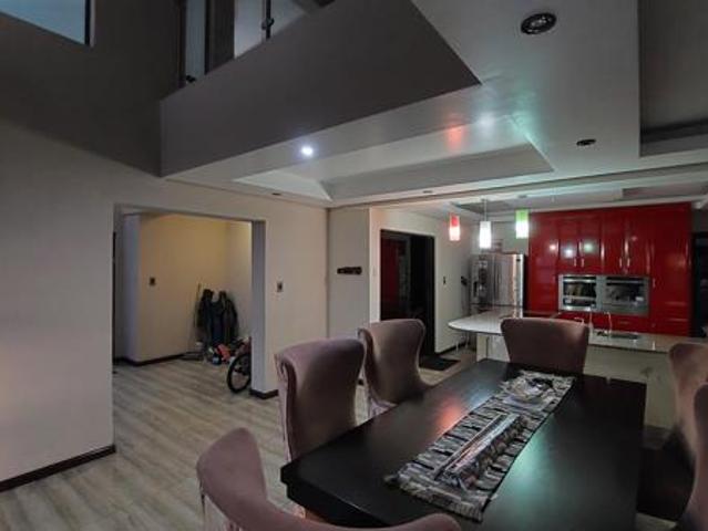 4 Bedroom House in Aerorand