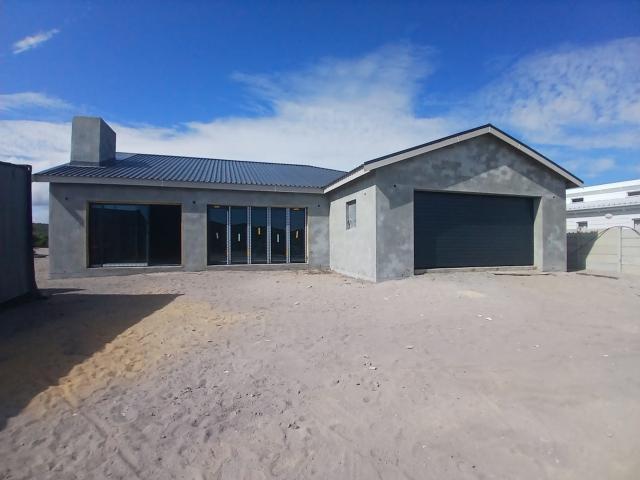 4 Bedroom House in Agulhas
