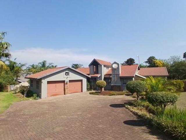 4 Bedroom House in Aviary Hill