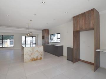 4 Bedroom House in Bothasig