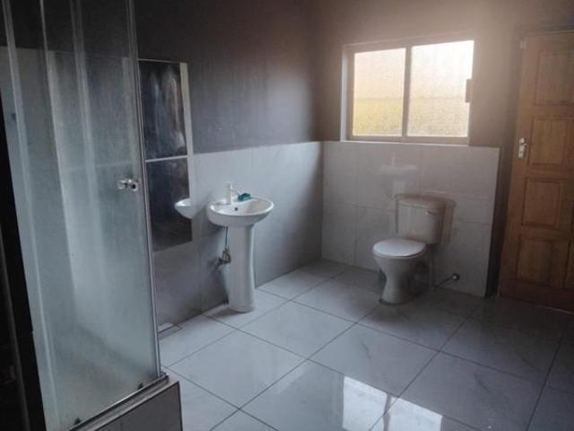 4 Bedroom House in Baileys Muckleneuk