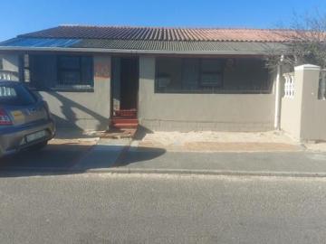 4 Bedroom House in Belhar