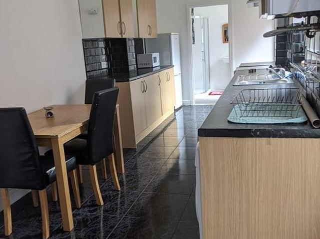 4 bedroom house in Birmingham