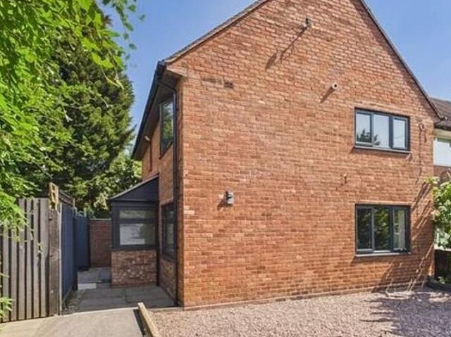 4 bedroom house in Birmingham