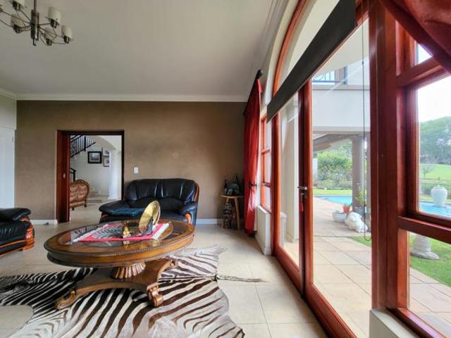 4 Bedroom House in Blue Valley Golf Estate