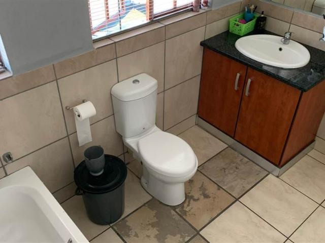 4 Bedroom House in Golden Acres Estate