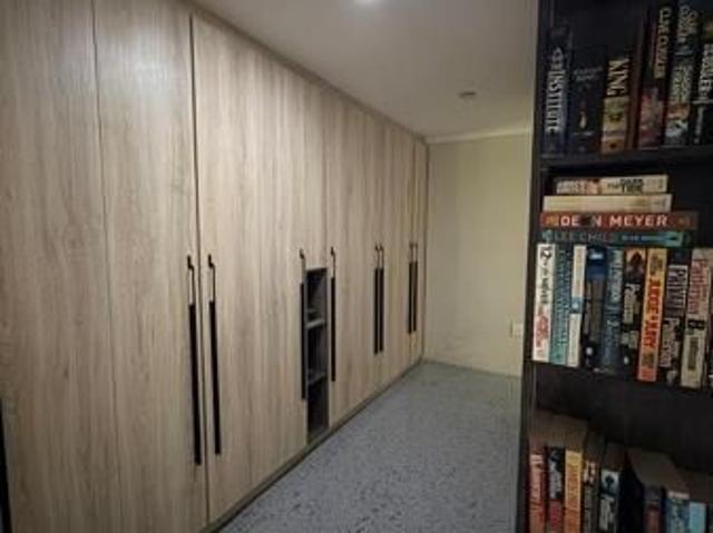 4 Bedroom House in Glen Marais
