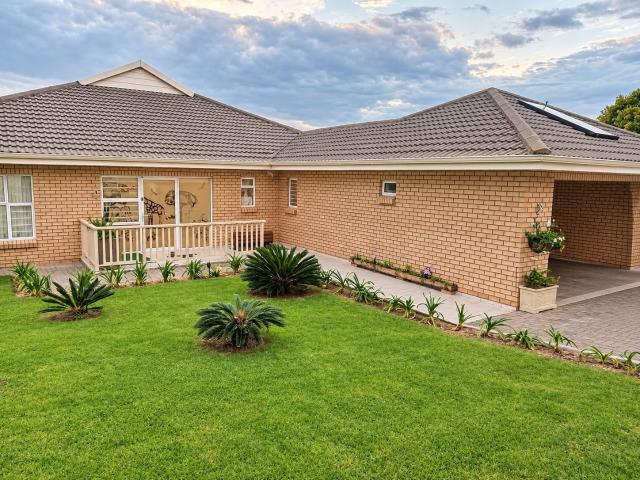 4 Bedroom House in Groot Brakrivier